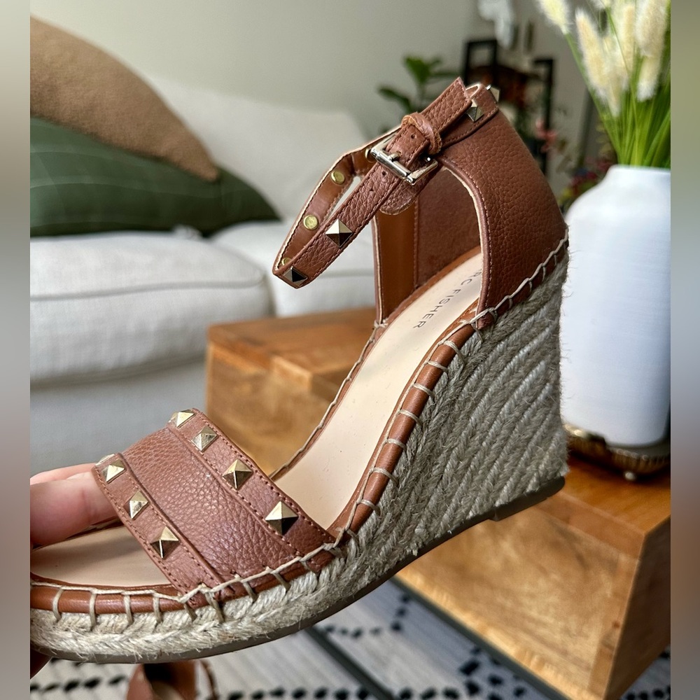 Marc Fisher Wedges